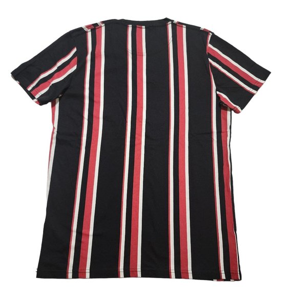 HOLLISTER Embroidered Logo Graphic Men T Shirt Tee NWT - Picture 2 of 5